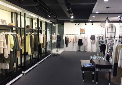 臺州前店后廠模式 服裝店提升銷量的定價(jià)策略
